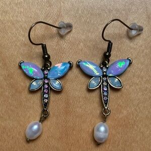 Handmade Dragonfly Earrings Insect Wings Brass Blue Rhinestones White Pearl New